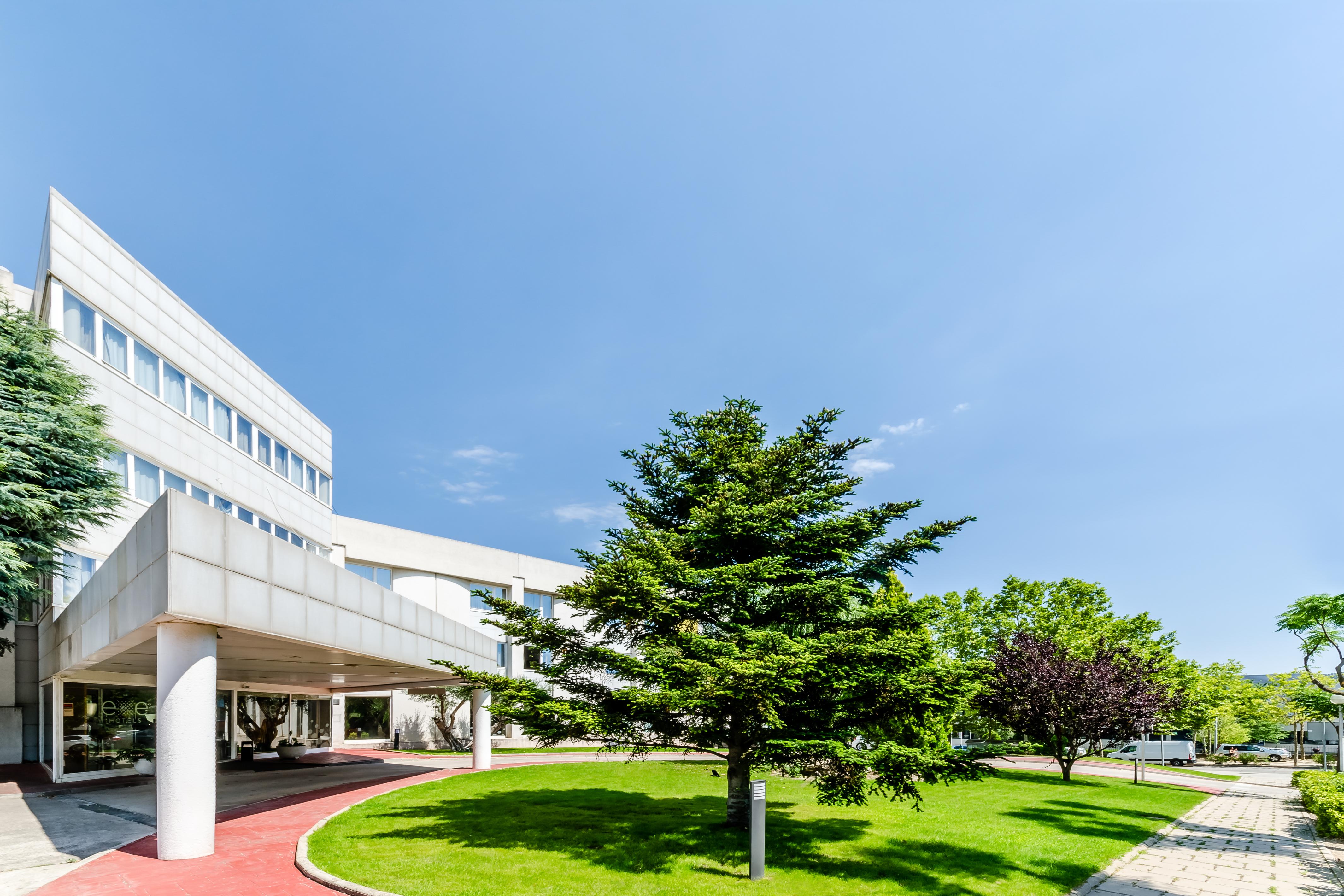 Hotel Exe Parc Del Valles Cerdanyola del Valles Zewnętrze zdjęcie